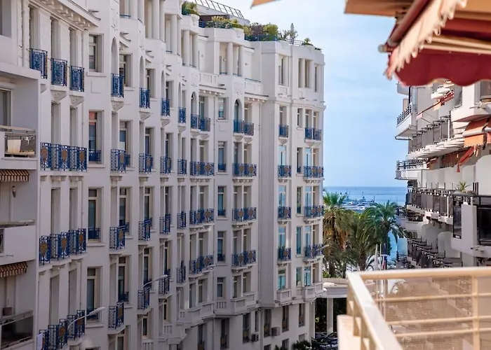 Amazing Apartment With Private Terrace & Full Air Conditioning - Walk To The Beach, La Croisette! - Latour Maubourg 18 By Halldis