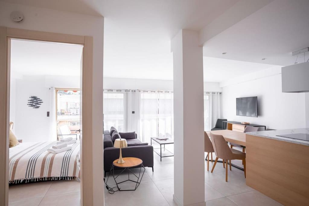 Appartement Amazing With Private Terrace & Full Air Conditioning - Walk To The Beach, La Croisette! - Latour Maubourg 18 By Halldis Cannes