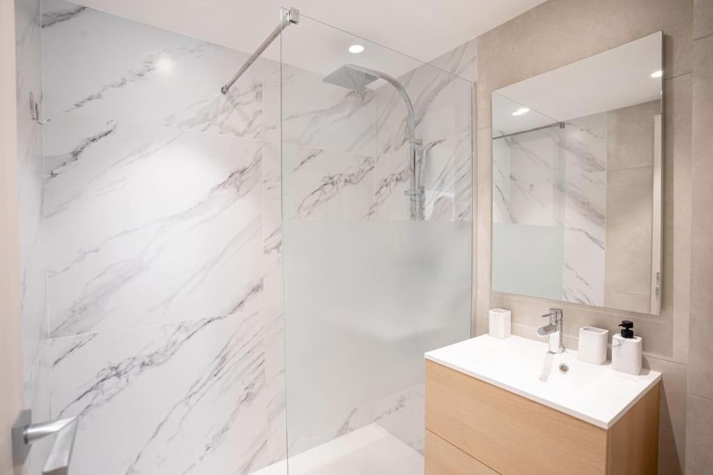 Amazing With Private Terrace & Full Air Conditioning - Walk To The Beach, La Croisette! - Latour Maubourg 18 By Halldis * Cannes
